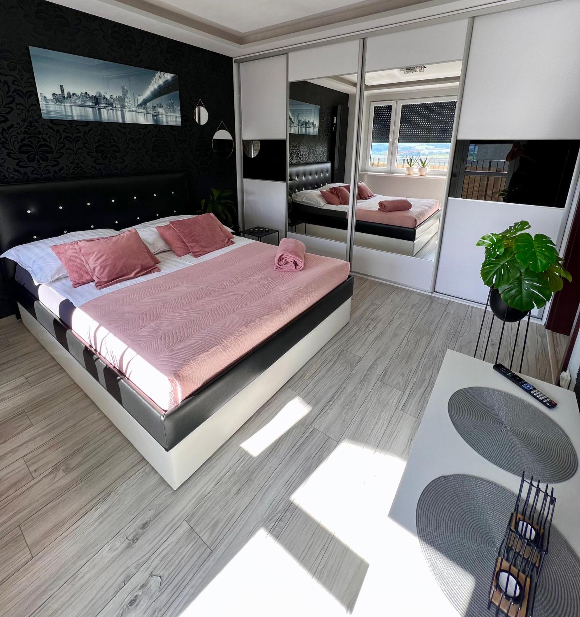 Spoldzielcza 22 Apartament Sky Line Kłodzko Buitenkant foto