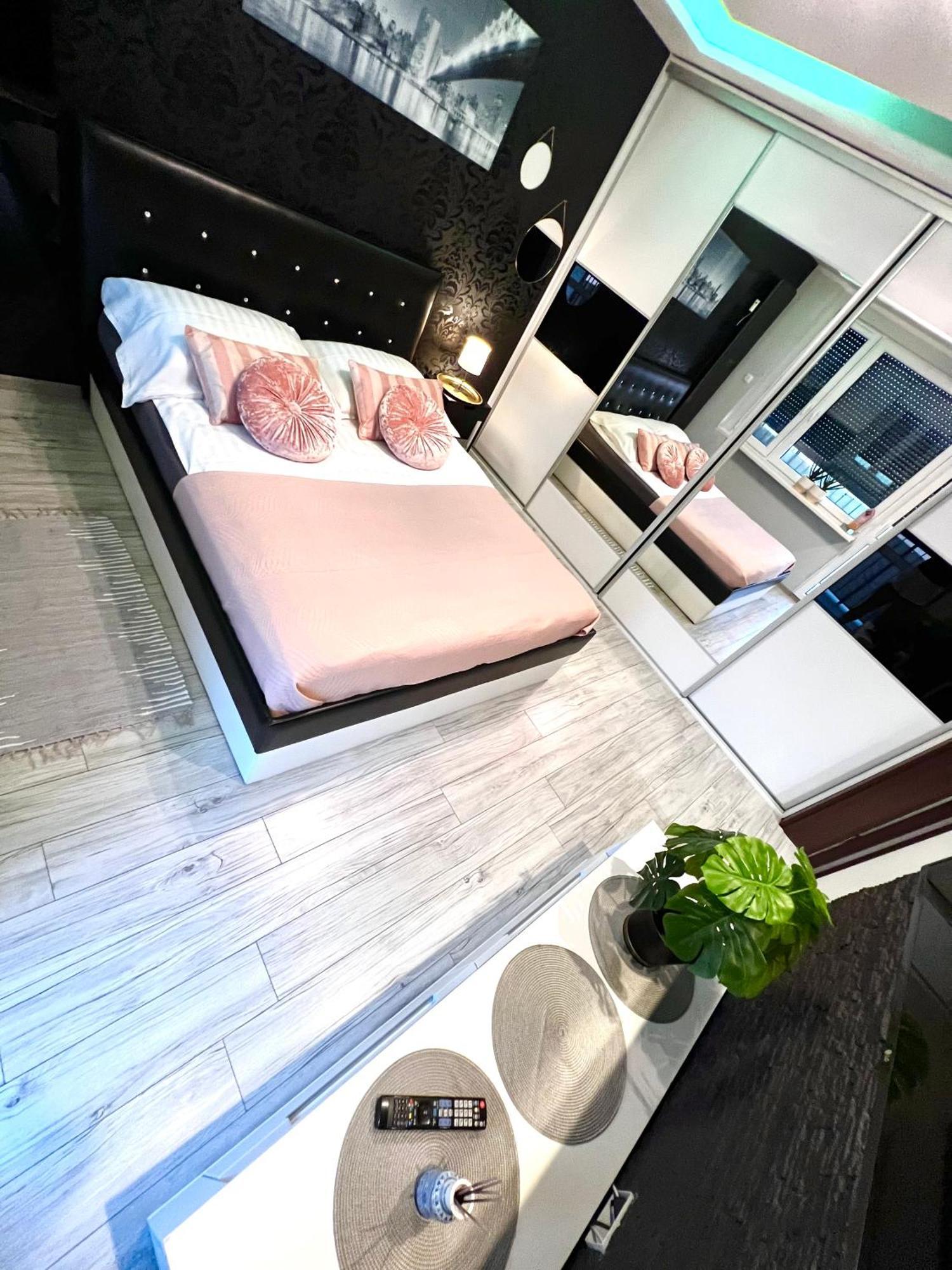 Spoldzielcza 22 Apartament Sky Line Kłodzko Buitenkant foto